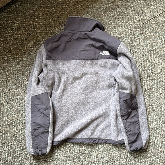 North Face Denali Jacket - Picture 3 of 5